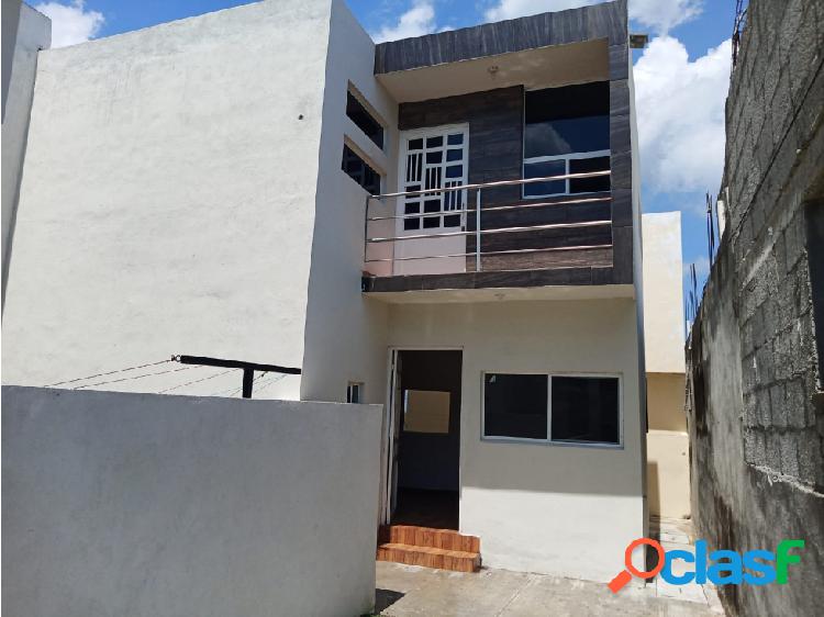 Casa en venta en Tampico, Fracc Jardines de Champayan,