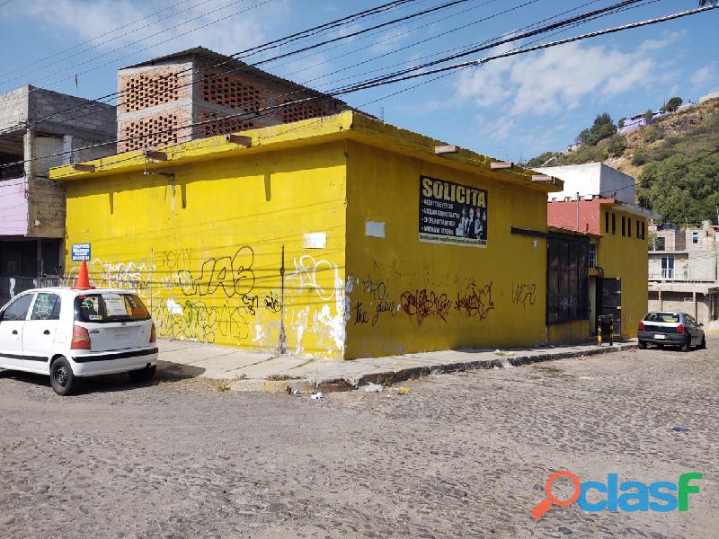 Venta de Local en esquina, sobre libramiento, Querétaro.