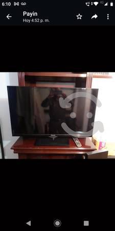 Pantalla Smart TV HISENSE 40\"