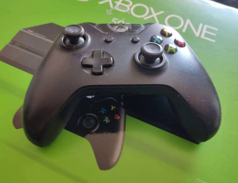 Microsoft Xbox One 500gb Fifa 17 Color Negro