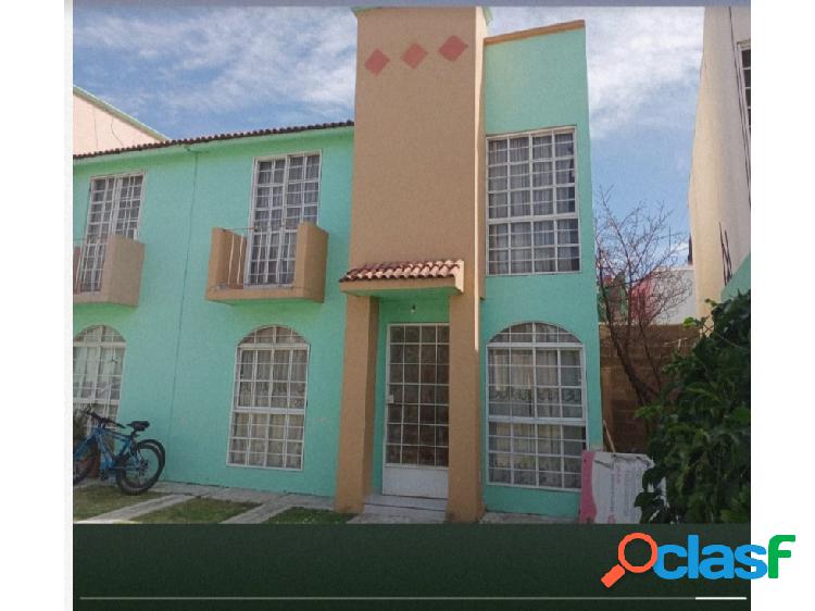 CASA AMUEBLADA EN RENTA LA MISION CELAYA GTO.