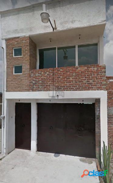 Casa sola en venta en San Pablo Autopan, Toluca, México