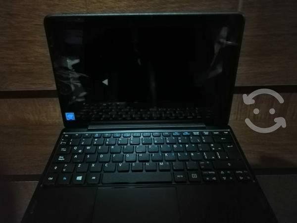 Mini Lap-Tablet Acer One 10 seminueva