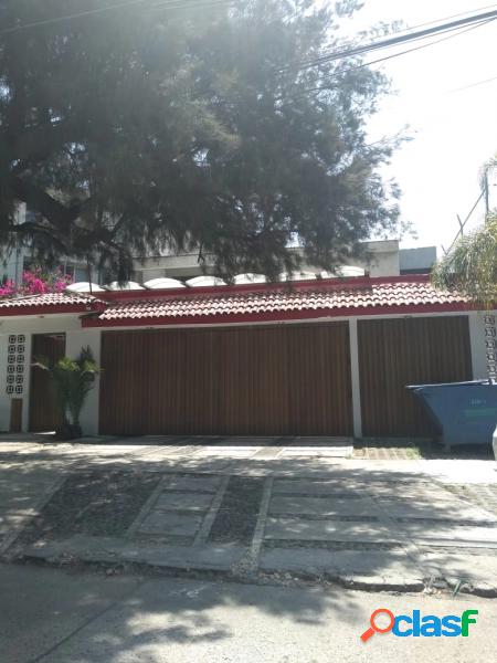 AV ABEDULES EN ZONA DIAMANTE HERMOSA RESIDENCIA