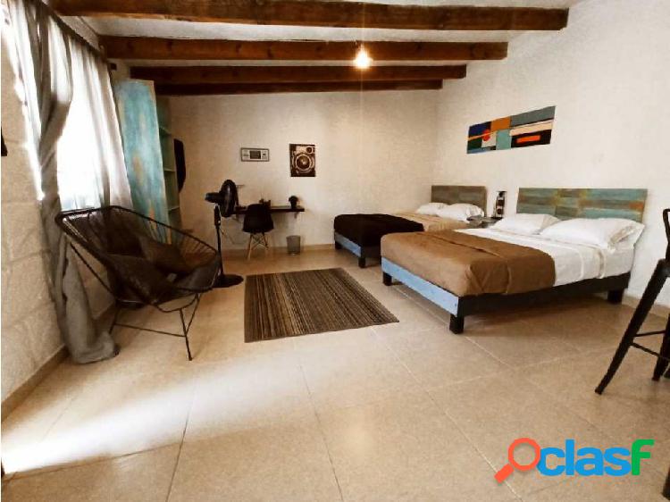Airbnb - Loft a espaldas del Hospital San José