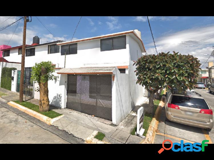 CASA EN VENTA EN FRACC CIUDAD SATÉLITE ADTRLV281