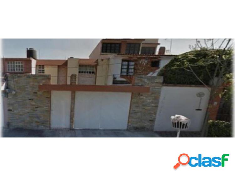 CASA EN VENTA EN FRACC VALLE DORADO ADTRLV315