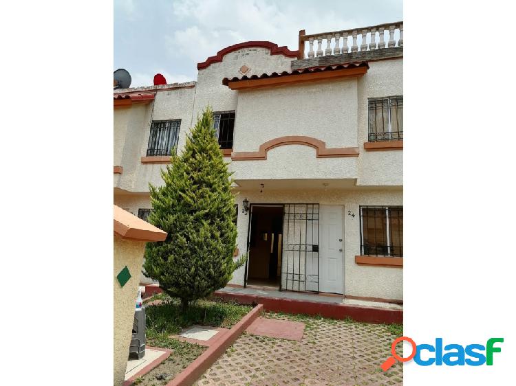 HERMOSA CASA EN TECAMAC