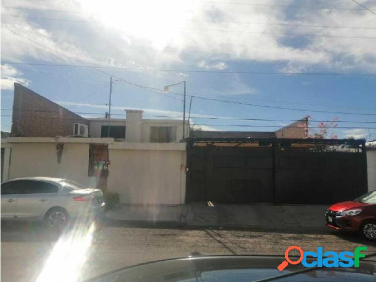 Atención inversionista se Vende Casa con departamento