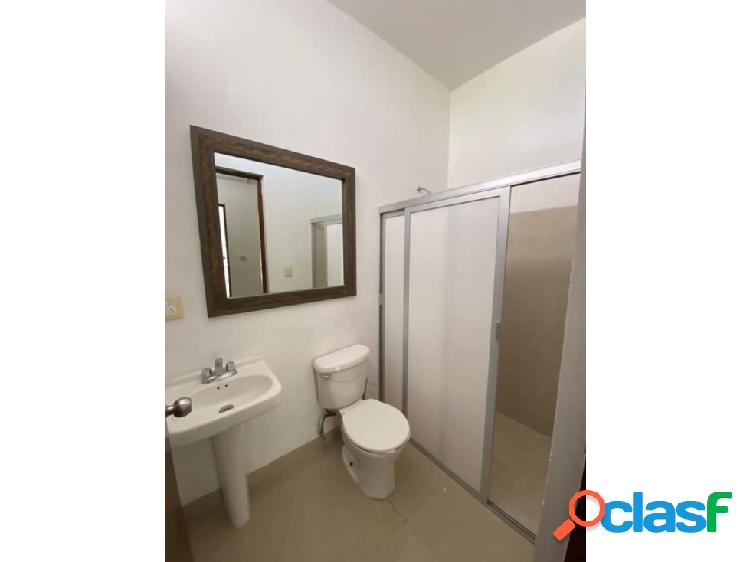 CASA EN RENTA EN RESIDENCIAL IKAL