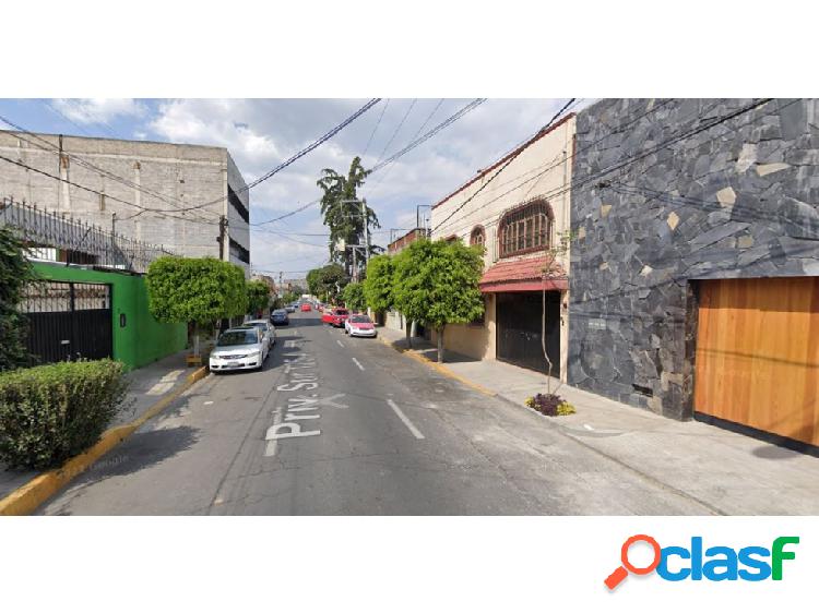 CASA DISPONIBLE CALLE SUR 125-A, COLONIA LOS