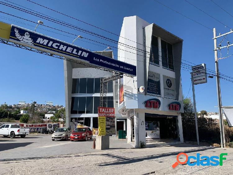 Oficina comercial en renta en Cuchicuato, Irapuato,