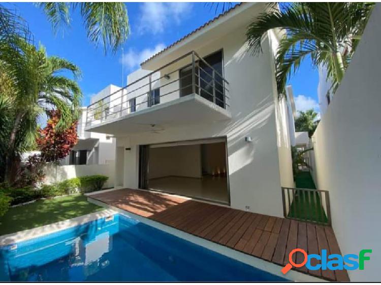 Oportunidad venta de casa en residencial Cumbres Cancun