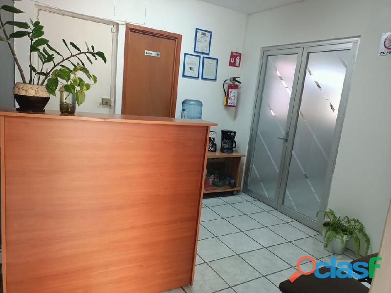 OFICINAS Y CONSULTORIOS