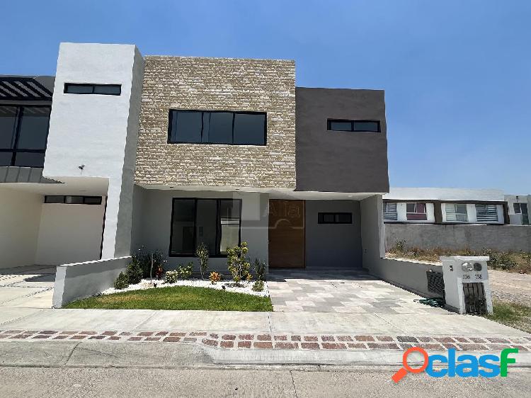 Casa en venta Fracc Puntarena Celaya!