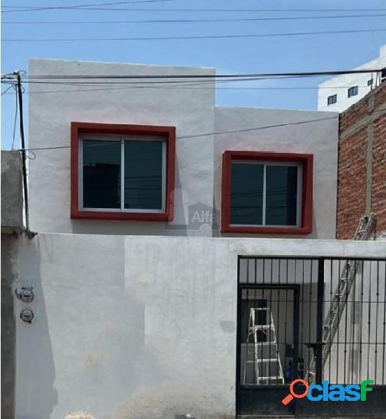 Casa sola en venta en Bernardo Cobos, Irapuato, Guanajuato