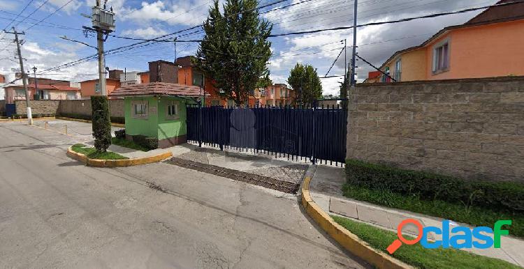 Casa sola en venta en Club Jardín, Toluca, México