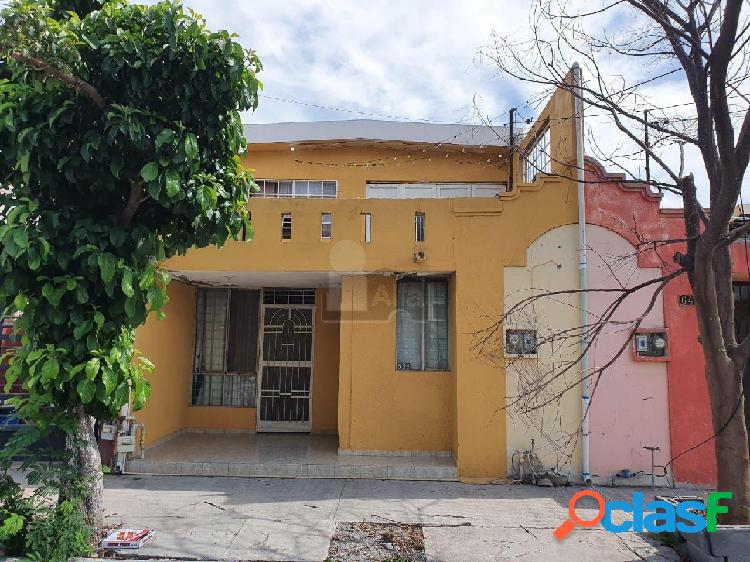 Casa sola en venta en Ébanos IV, Apodaca, Nuevo León