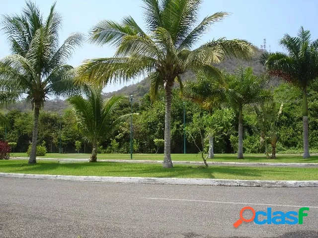 Ixtapa, terreno en venta de 1,167 m en zona comercial