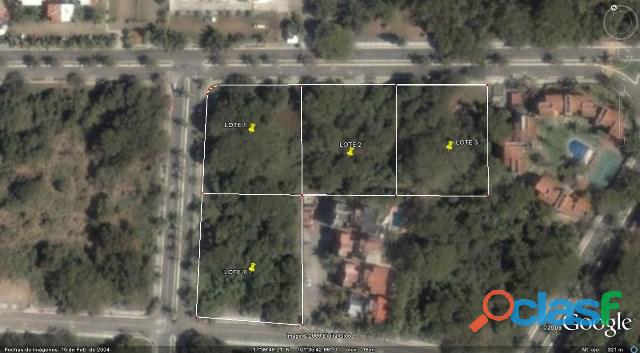 Ixtapa, Terreno de 7,000 m2 para desarrollar con 3 frentes