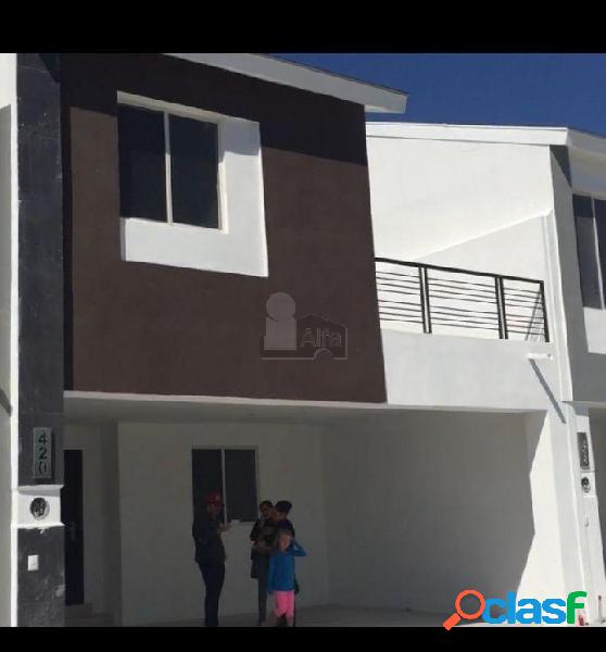 Casa sola en venta en Almería, Apodaca, Nuevo León