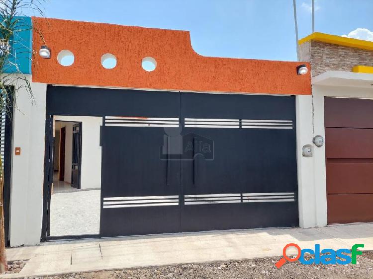 Casa sola en venta en Morelia, Col. Ampliación Gertrudis