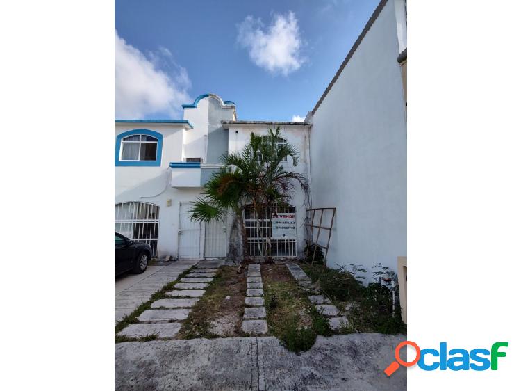 Porto Bello Cancún se vende casa 2 niveles 3 habitaciones