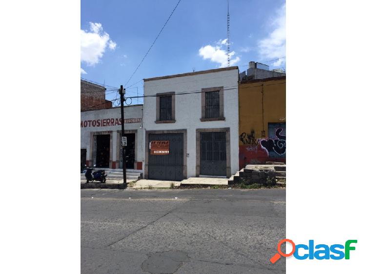 Se vende casa en Av. Morelos Norte por el pipila