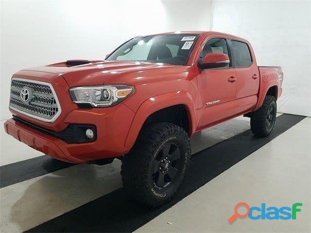 TOYOTA TACOMA AÑO 2016