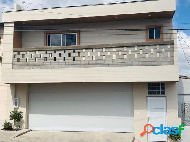 SE VENDE CASA EN COLONIA HIDALGO‼️ ????????