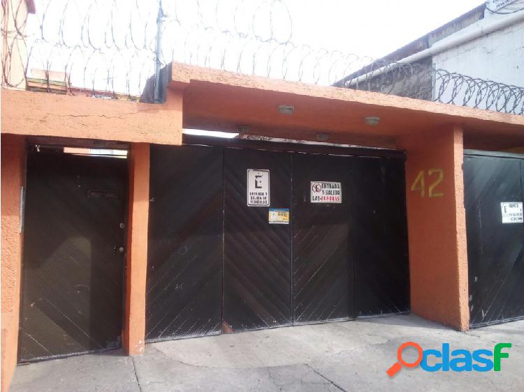 Departamento en venta en Col. Magisterial Coapa con 2R 1BÑ
