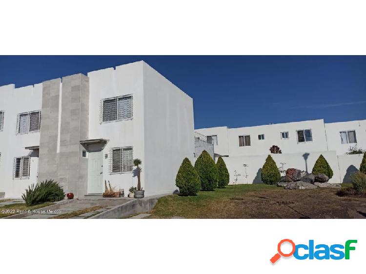 Casa en venta en Los Encinos-goh