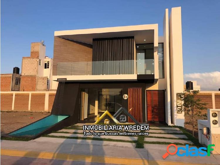 VENTA DE CASA SEMIRESIDENCIAL