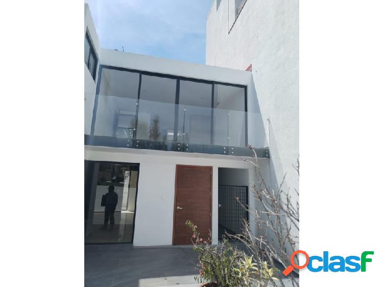 VENTA RESIDENCIA NUEVA EN LOMAS DE CHAPULTEPEC