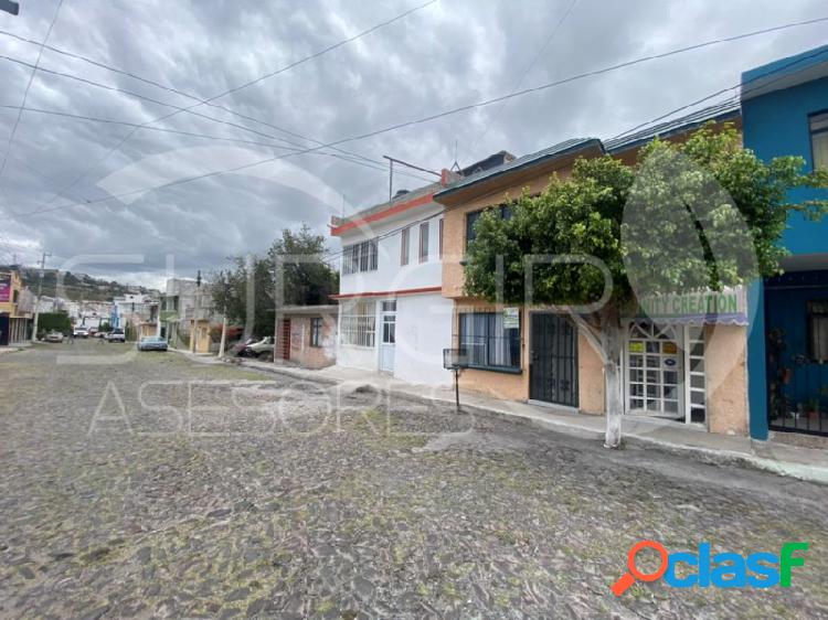 Casa en venta San Pedrito Peñuelas se accede por 2 calles,