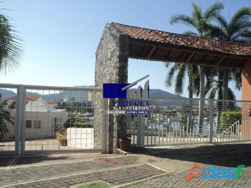 En venta Marina Ixtapa Portofino 3 recamaras villa con