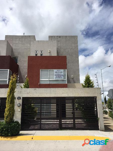 Casa en condominio en renta en San Mateo Otzacatipan,