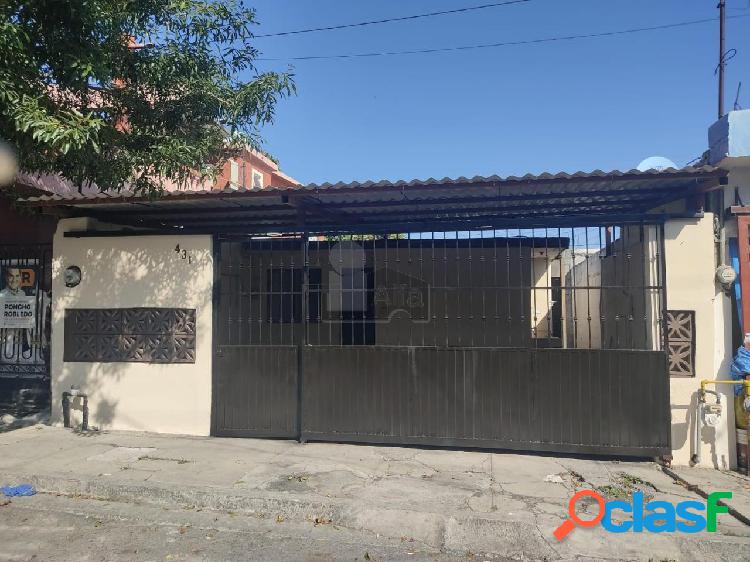 Casa sola en venta en 3 Caminos, Guadalupe, Nuevo León