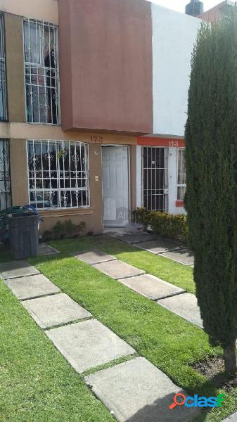Venta de casa en Toluca, ubicada en el fraccionamiento Los