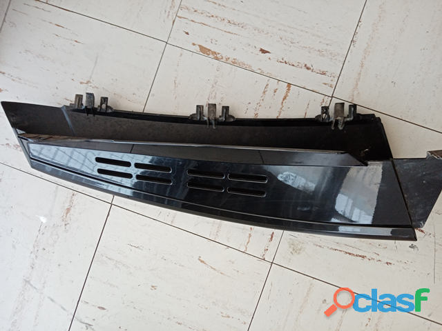 TAPAS SUPERIORES DE LOS CUARTOS DE UNA GMC YUCON DENALI MOD.