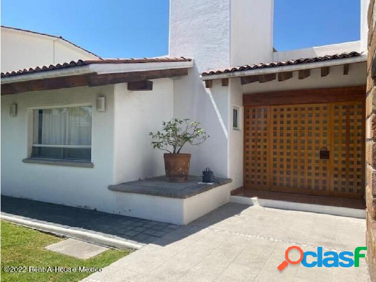 Casa con amplio terrenos LPD22-4316