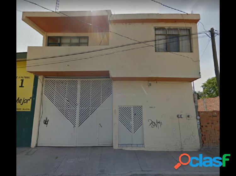 Casa en REMATE BANCARIO Acambaro, Guanajuato $579,000
