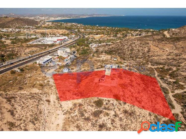 Se vende amplio terreno para desarrollo hotelero en Palmilla