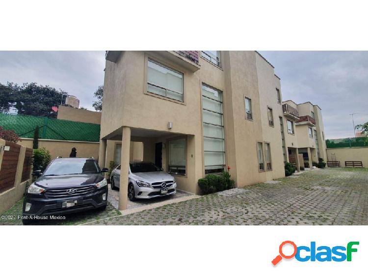 Casa en Venta en Tlalpan en Calle Adolfo de la Huerta