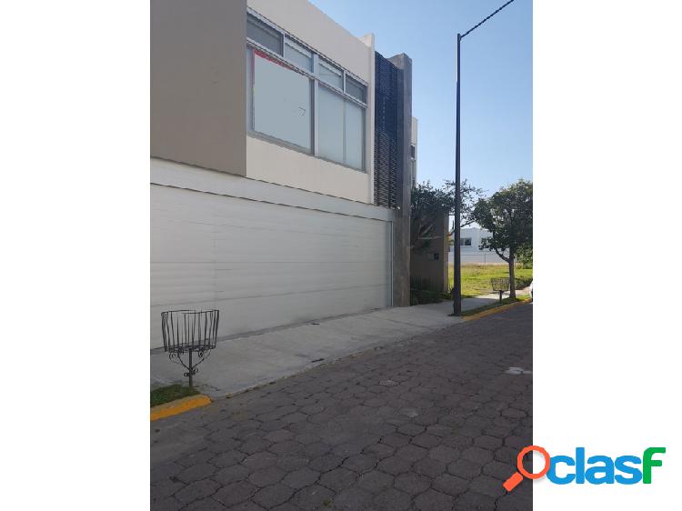 CASA EN VENTA EN ZAVALETA 11.500 ZV3022