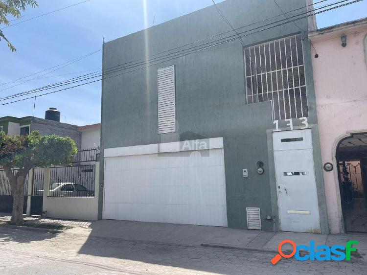 Casa sola en renta en Ciudad Deportiva, Irapuato, Guanajuato