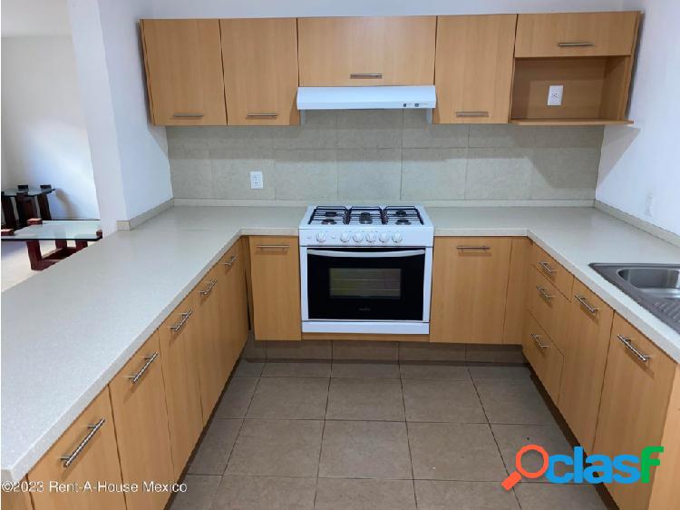 Casa en Renta en Privada Miguel Hidalgo,Hda de Santa Maria