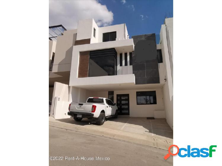 Casa en Venta en Atizapan de Zaragoza en Calle Cumulus