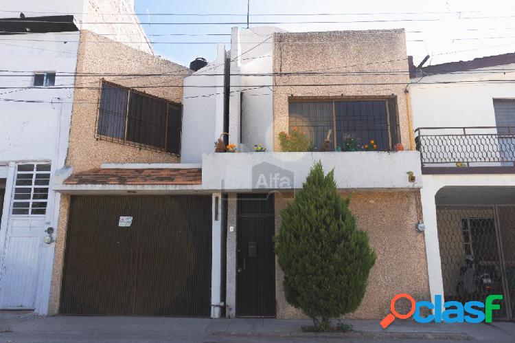 Casa sola en venta en La Pradera, Irapuato, Guanajuato