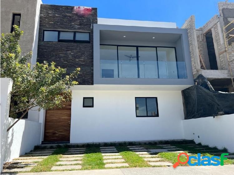 CASA A ESTRENAR EN PARQUES VALLARTA, ZAPOPAN